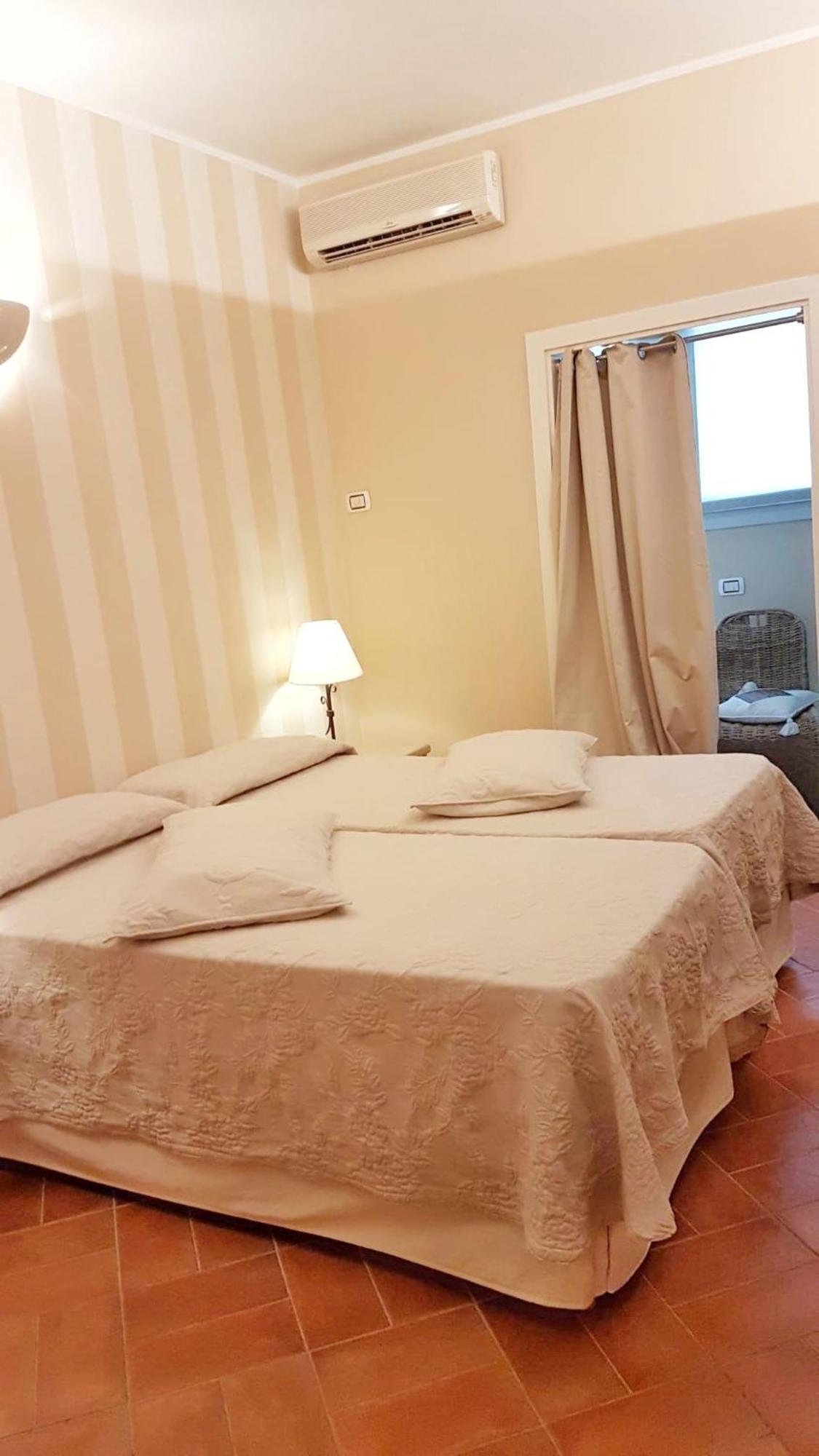 Hotel Gallo Nero Сант'Андреа Екстер'єр фото
